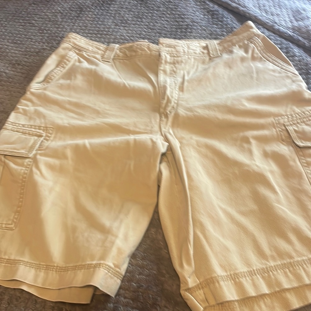 Pre-Loved Cargo Shorts